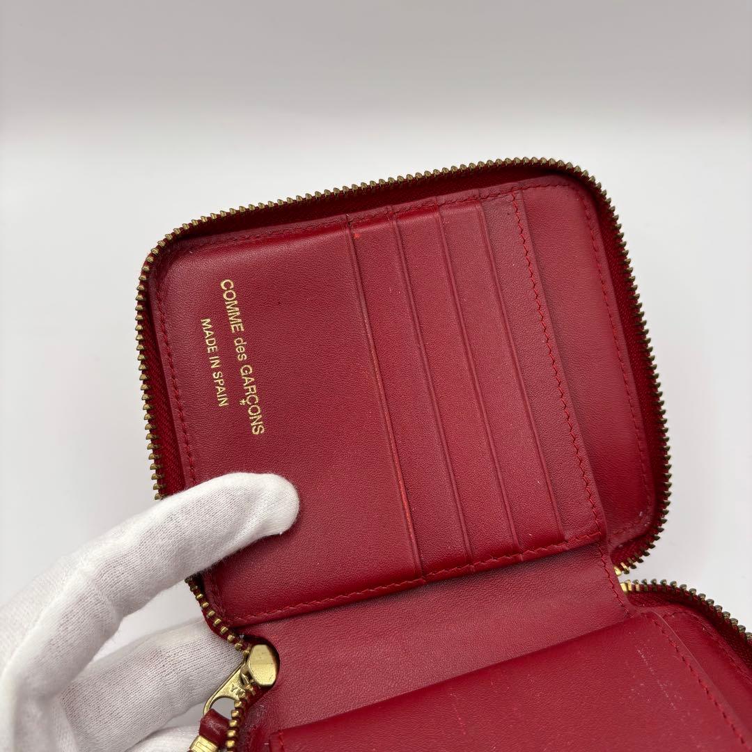 美品　comme des garcons 二つ折り財布　レッド　ラウンドジップ