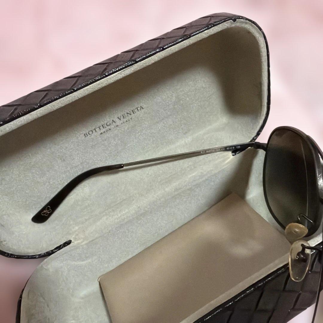 Bottega Veneta サングラス グラデーションレンズ