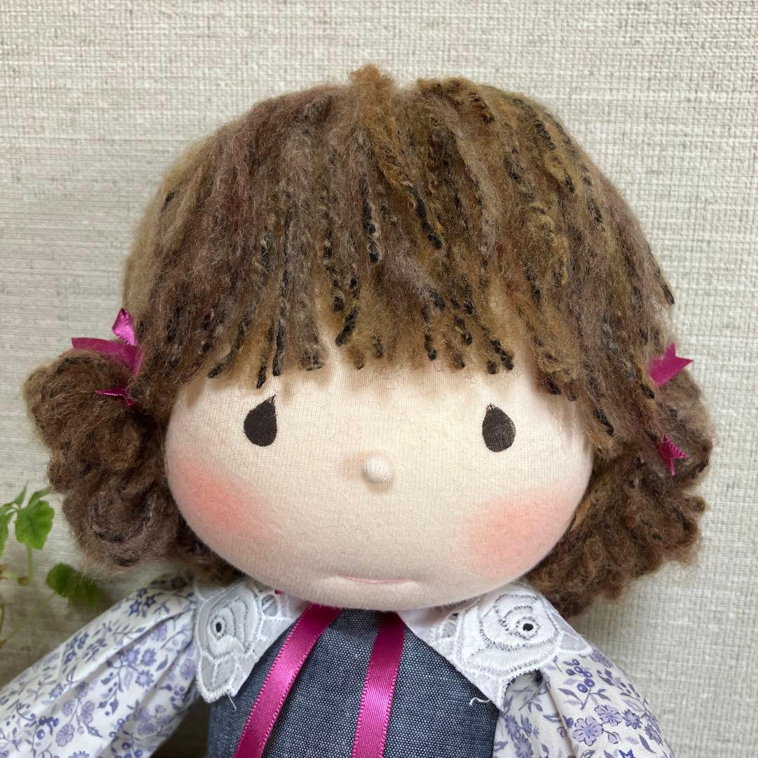 米山京子さんの人形風の抱き人形