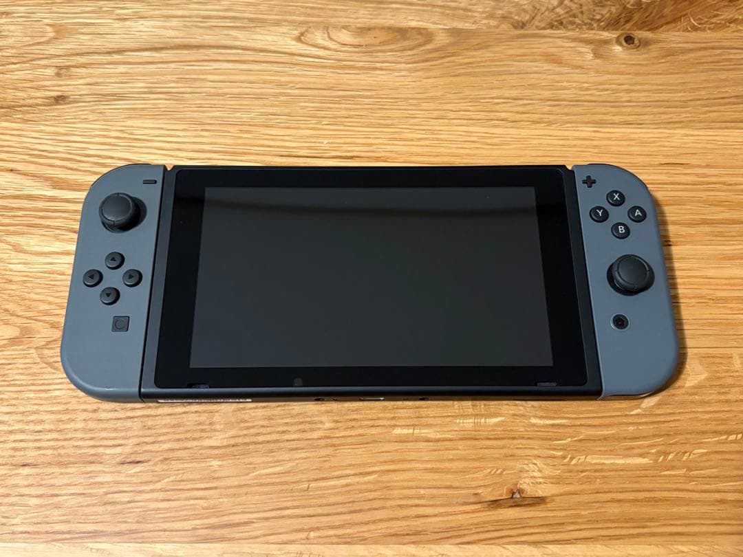 【完品・美品・ほぼ未使用】 Nintendo Switch＋ソフト付