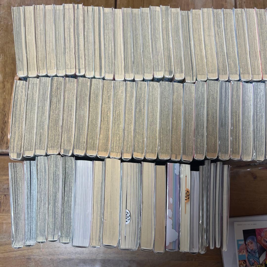 ワンピース　漫画　1〜74巻+ガイドブックなど　映画おまけ付き