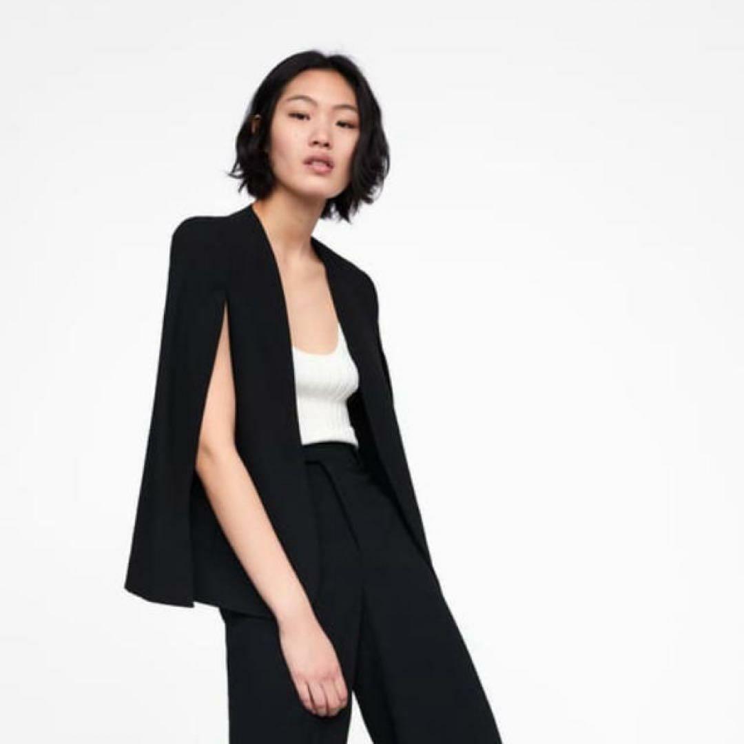 ZARA スリット入りケープジャケット　ブラック黒 ノーカラー　XS