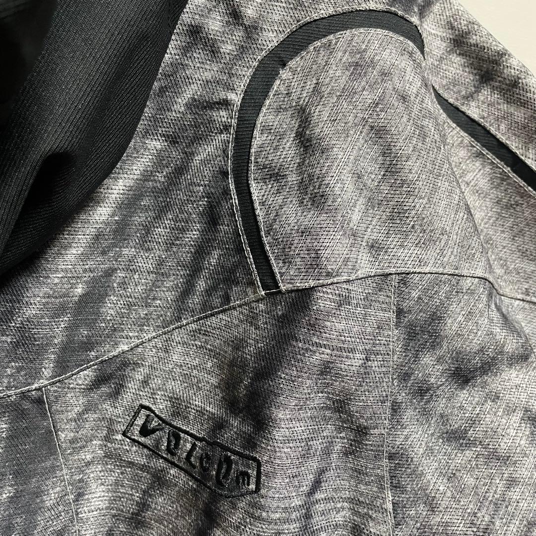 【極美品】VOLCOM IMMORTAL JACKET【M】スノーボードウェア