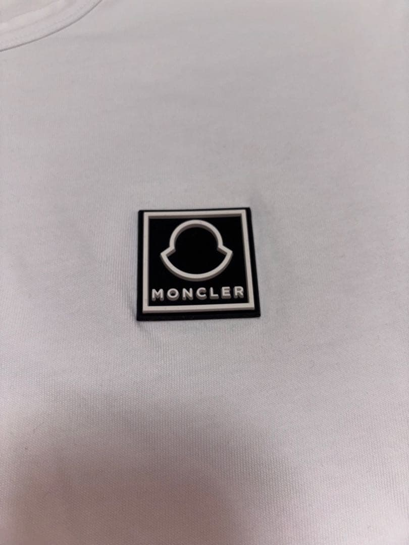 MONCLER ホワイト Tシャツ Lサイズ