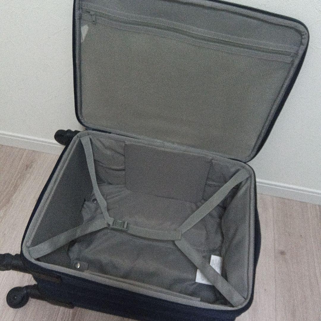 無印良品 MUJI 半分の厚みで収納できるソフトキャリーケース 36L