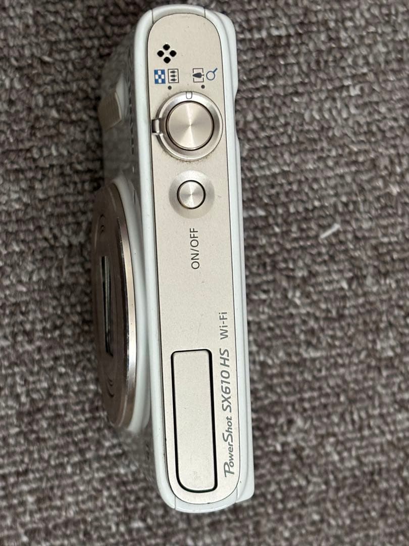 祝日特価　Canon PowerShot SX610 HS ホワイト　美品