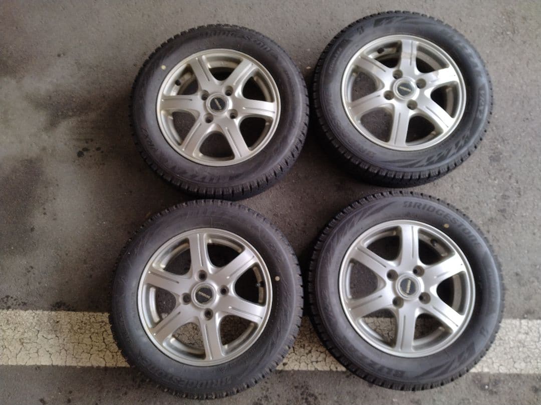 ブリヂストン スタッドレスタイヤ 155/65R13 4本セット 23年製