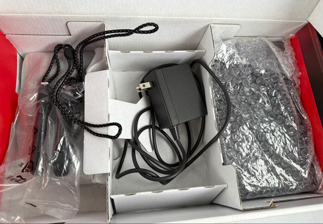 【美品！ジョイコングリップ未使用品！】Nintendo Switch 本体