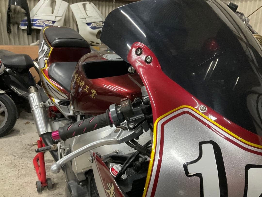 ホンダ　CBR250RR MC22用　ショートミラー　右側のみ