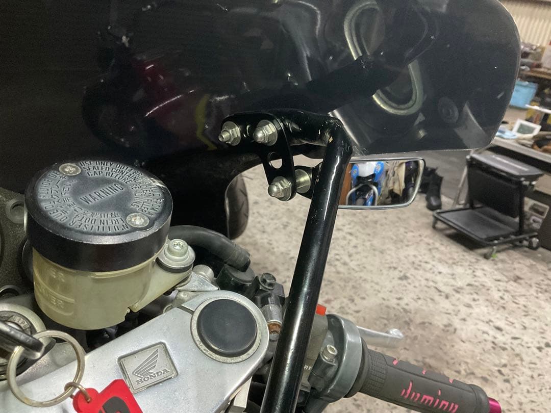 ホンダ　CBR250RR MC22用　ショートミラー　右側のみ