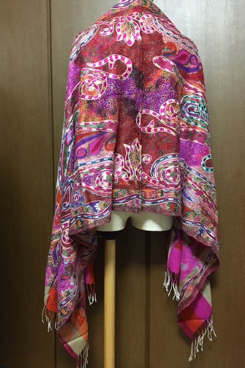 インド製手刺繍ストール
