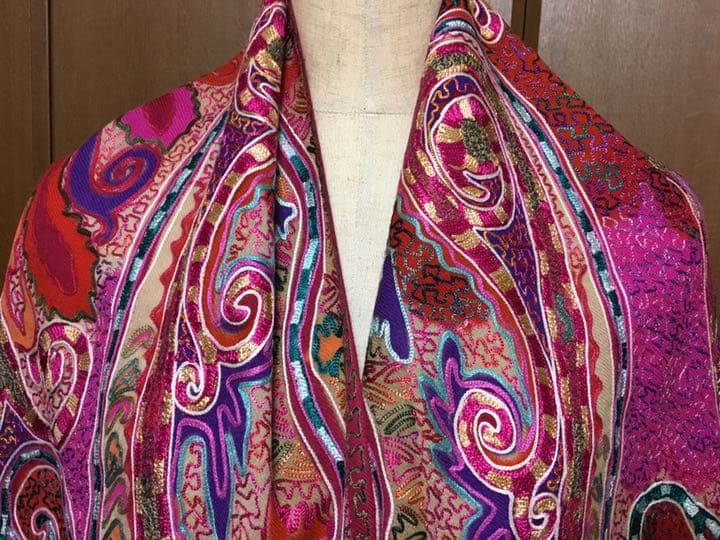インド製手刺繍ストール
