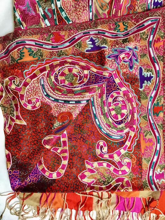 インド製手刺繍ストール
