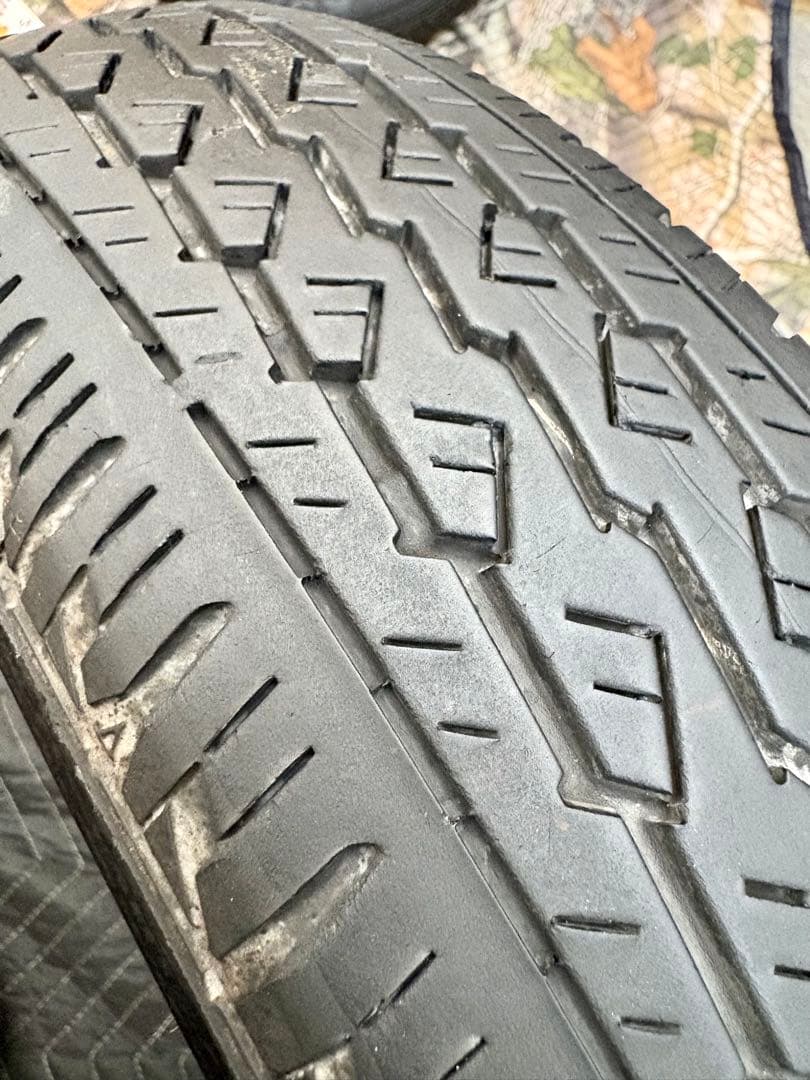 軽トラ・箱バン用　中古タイヤ4本