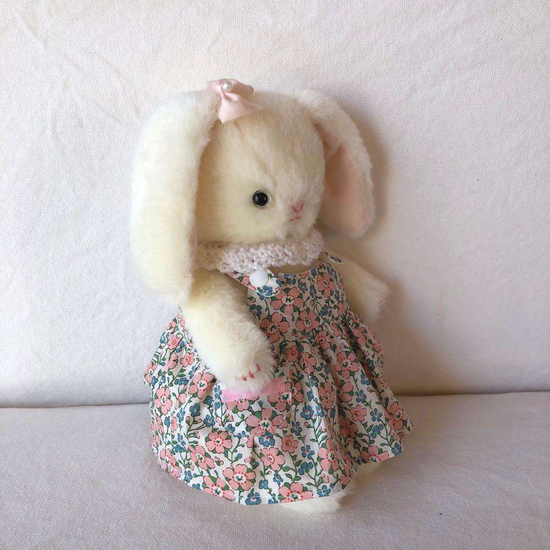 ハンドメイド　ふわふわロップイヤーちゃん　うさぎのぬいぐるみ