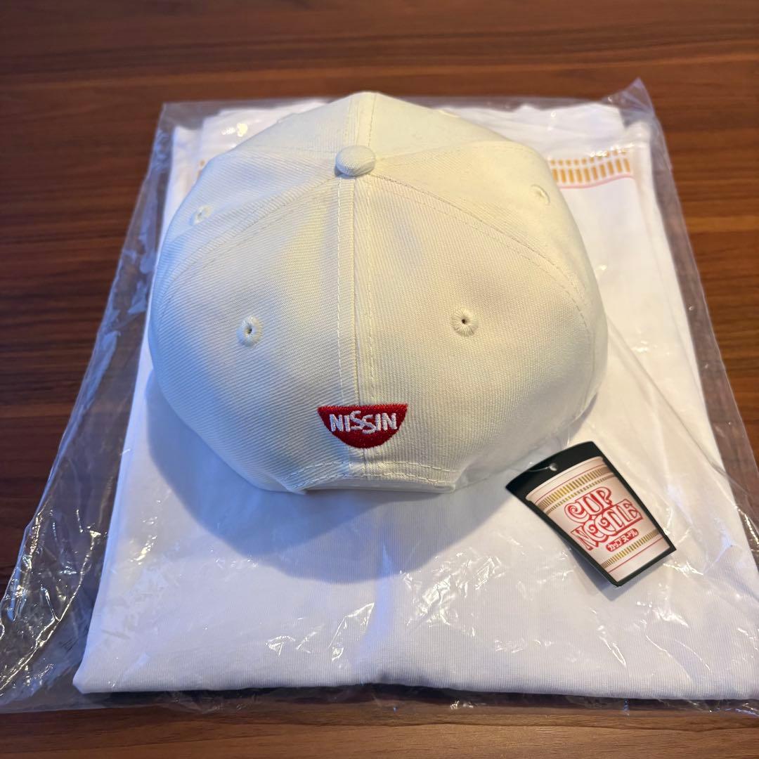 カップヌードル　シャツ　キャップ　NEW ERA コラボ