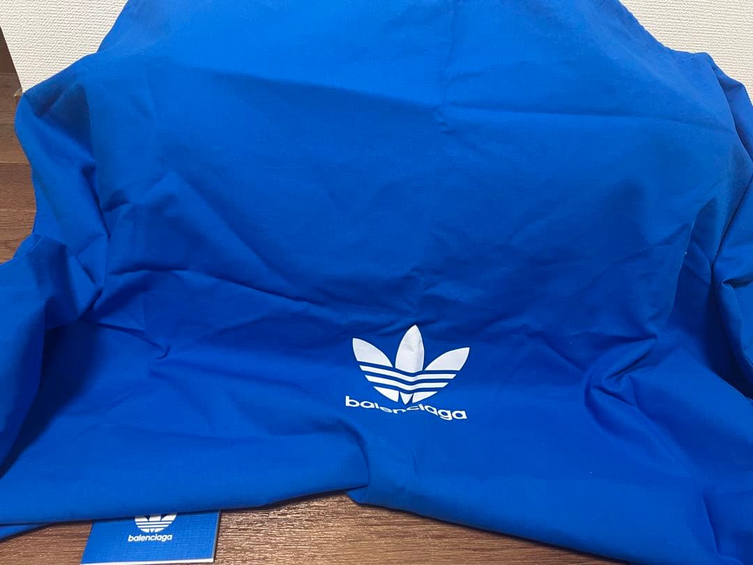 ゴ*ん様 BALENCIAGA x ADIDAS ホワイトジムバック