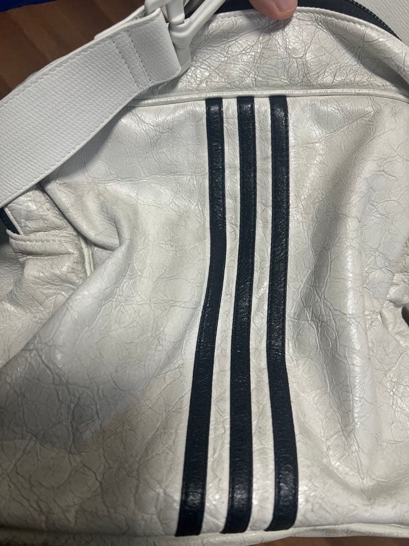 ゴ*ん様 BALENCIAGA x ADIDAS ホワイトジムバック