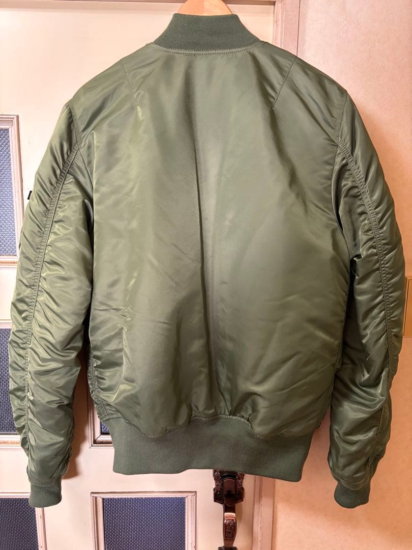ALPHA INDUSTRIES MA-1 フライトジャケット カーキ