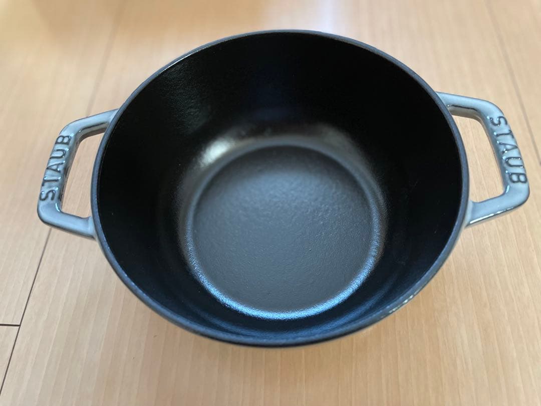 美品シリアルナンバー付　staub ストウブ　ワナベ　S 16cm