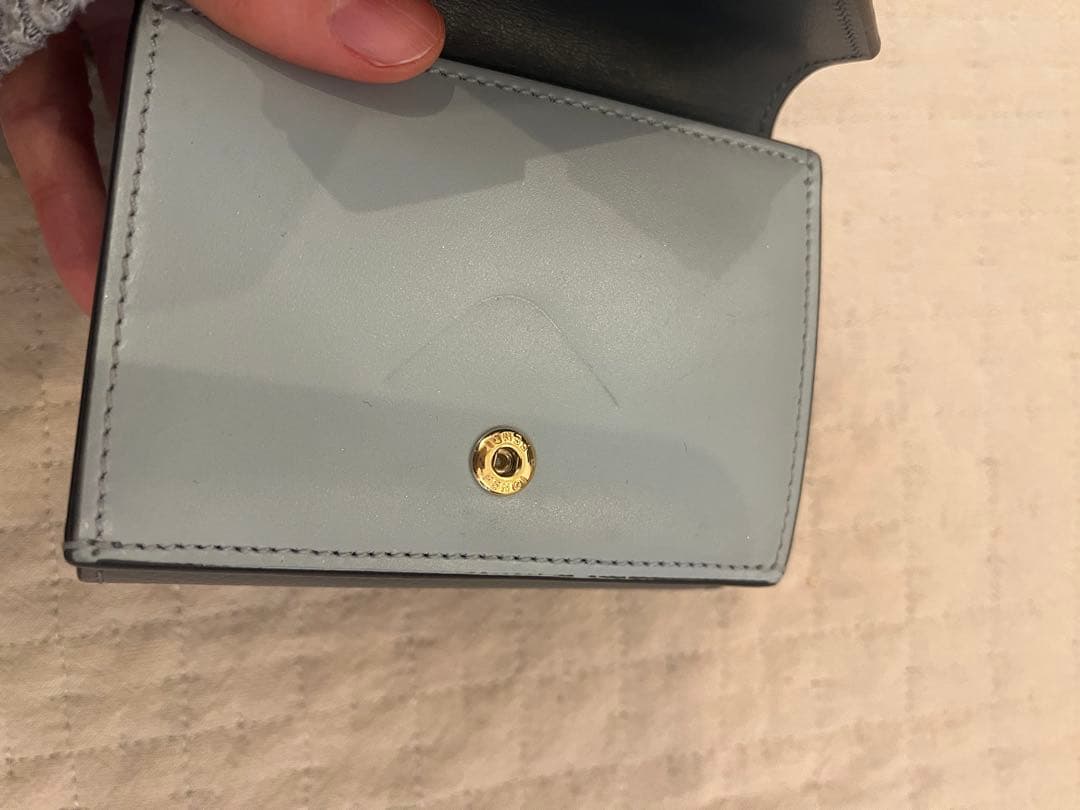 FFダイヤモンド財布　FENDI マーキュリーブルー＆ライトブルー　三つ折り