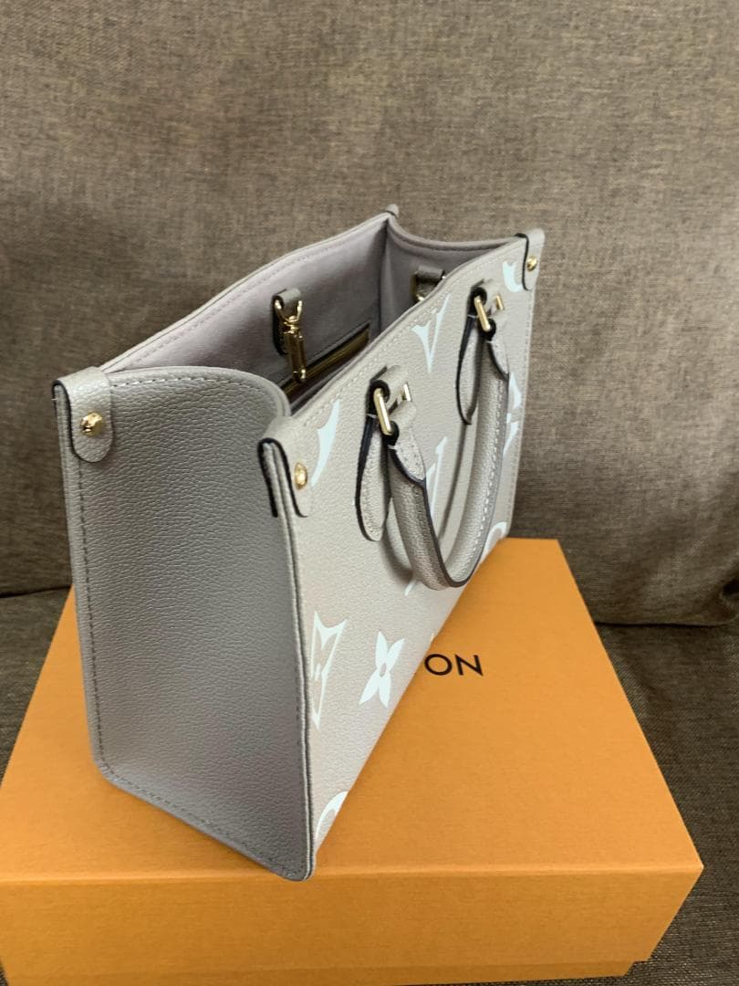 Louis vuitton バイカラー モノグラム アンプラントオンザゴー PM