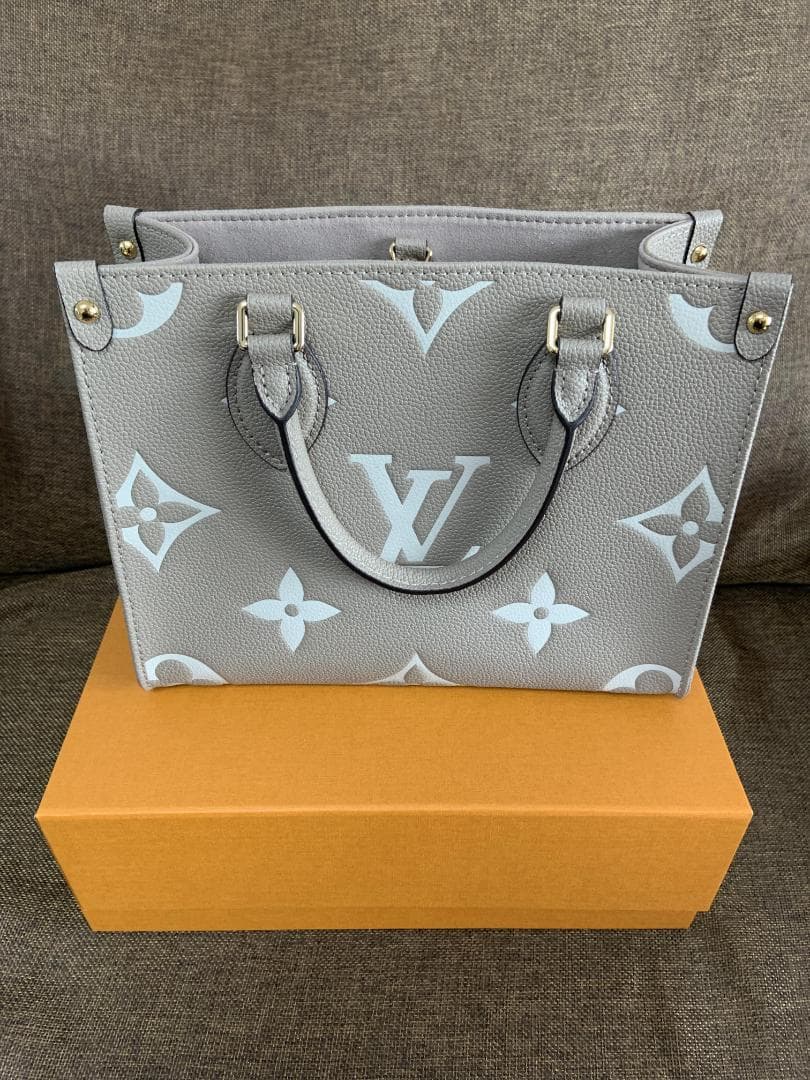 Louis vuitton バイカラー モノグラム アンプラントオンザゴー PM