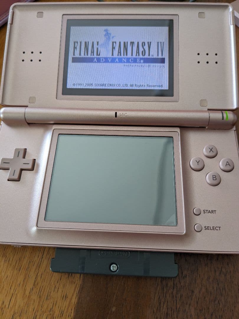 【セット売りのみ】ニンテンドーDS lite メタリックロゼ　ソフト付き