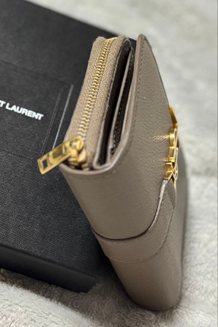 SAINT LAURENT サンローラン 二つ折り財布 美品 YSLロゴ