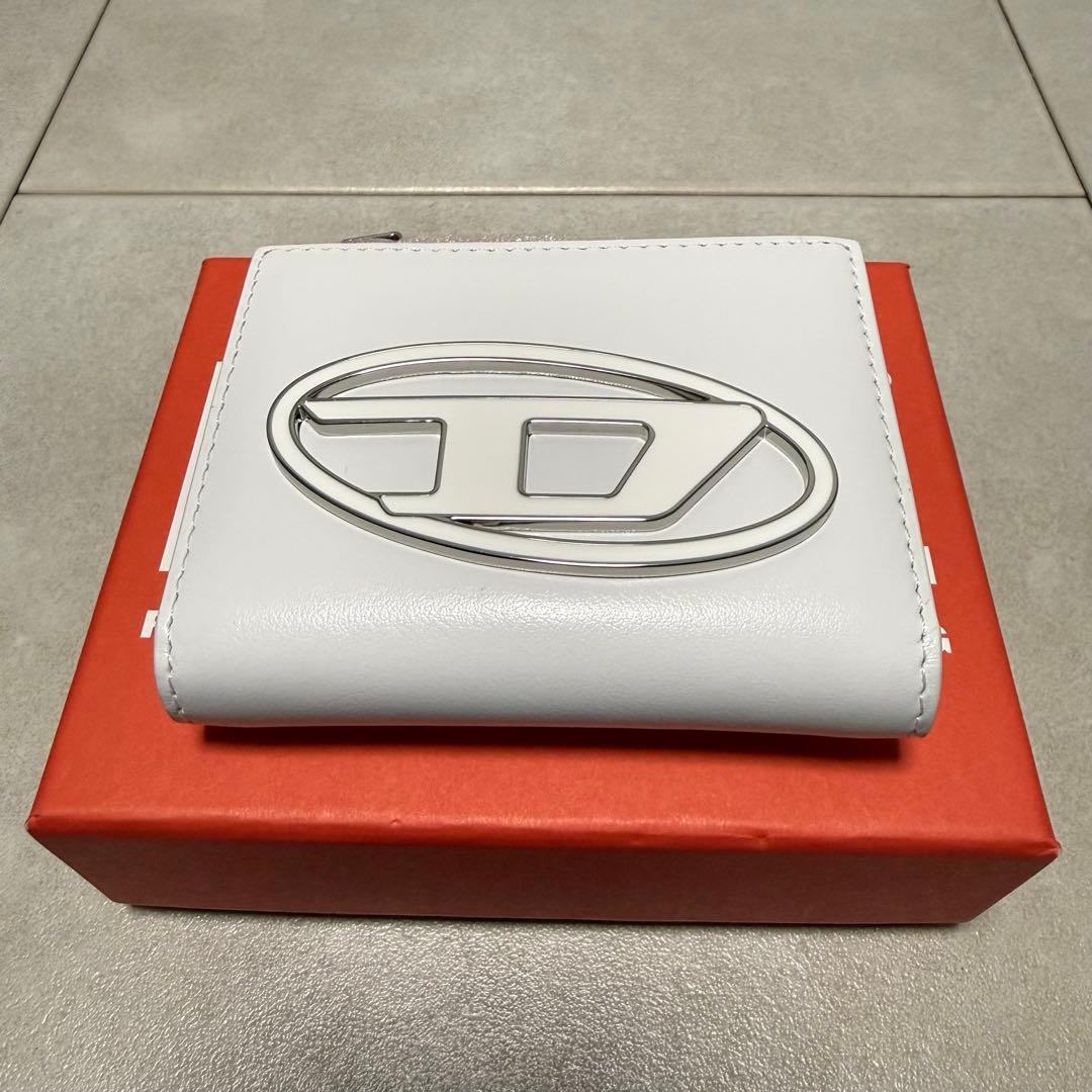 DIESEL コンパクト二つ折り財布 ホワイト 白色