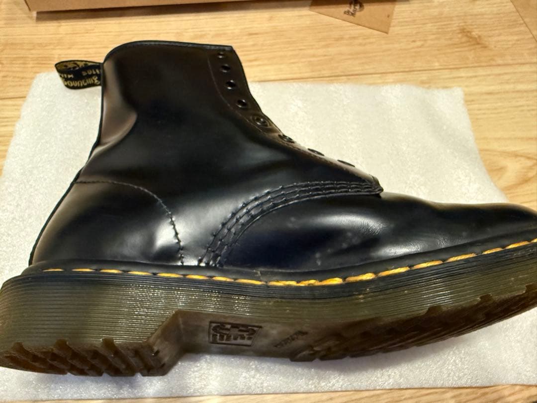 Dr.Martens 8ホール　レザーブーツ