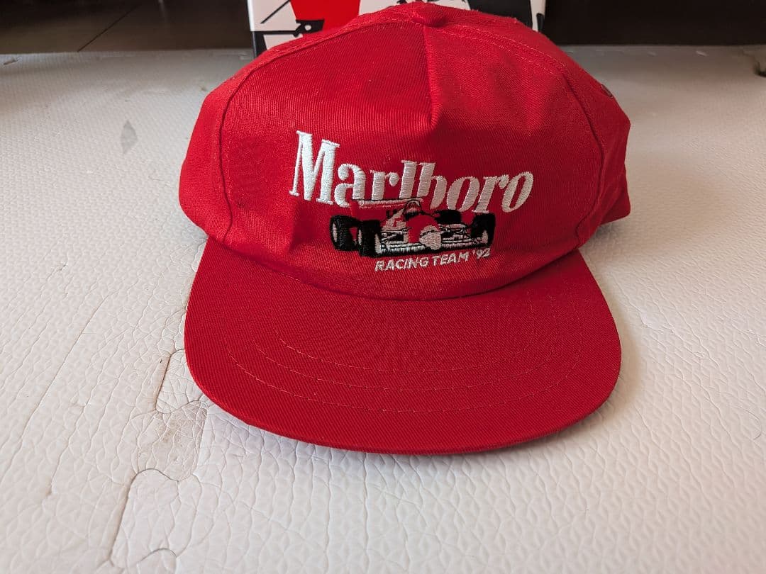 未開封　Marlboro RacingTeam 92　ビンテージキャップ　F1