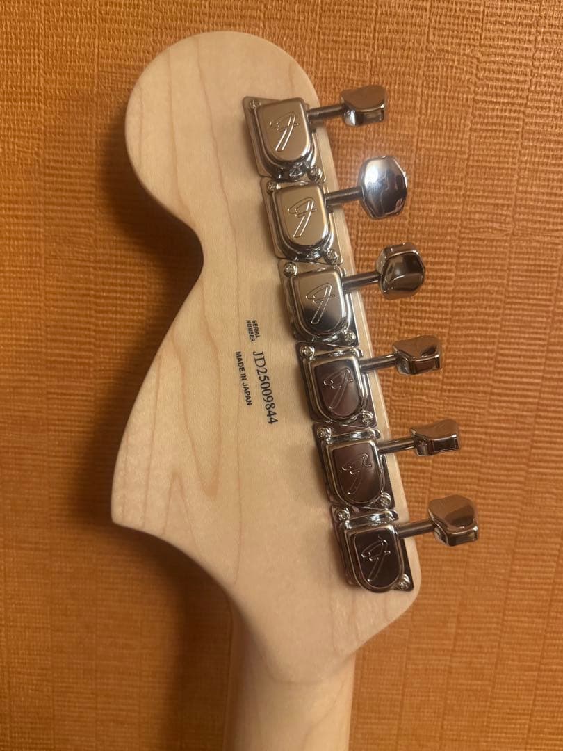 FenderストラトキャスターMade in Japan Heritage70s