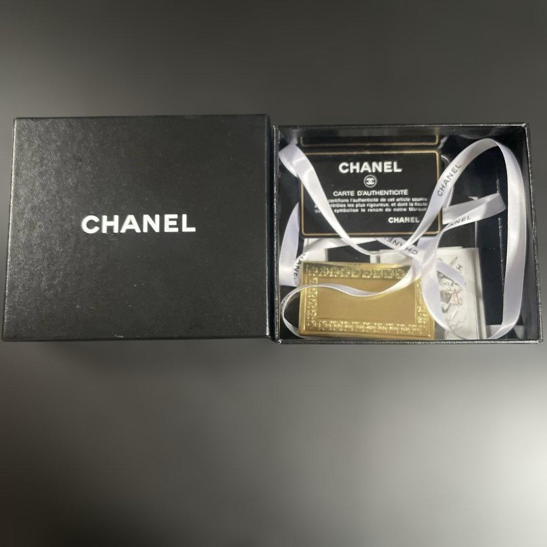シャネル　CHANEL ココボタン　財布