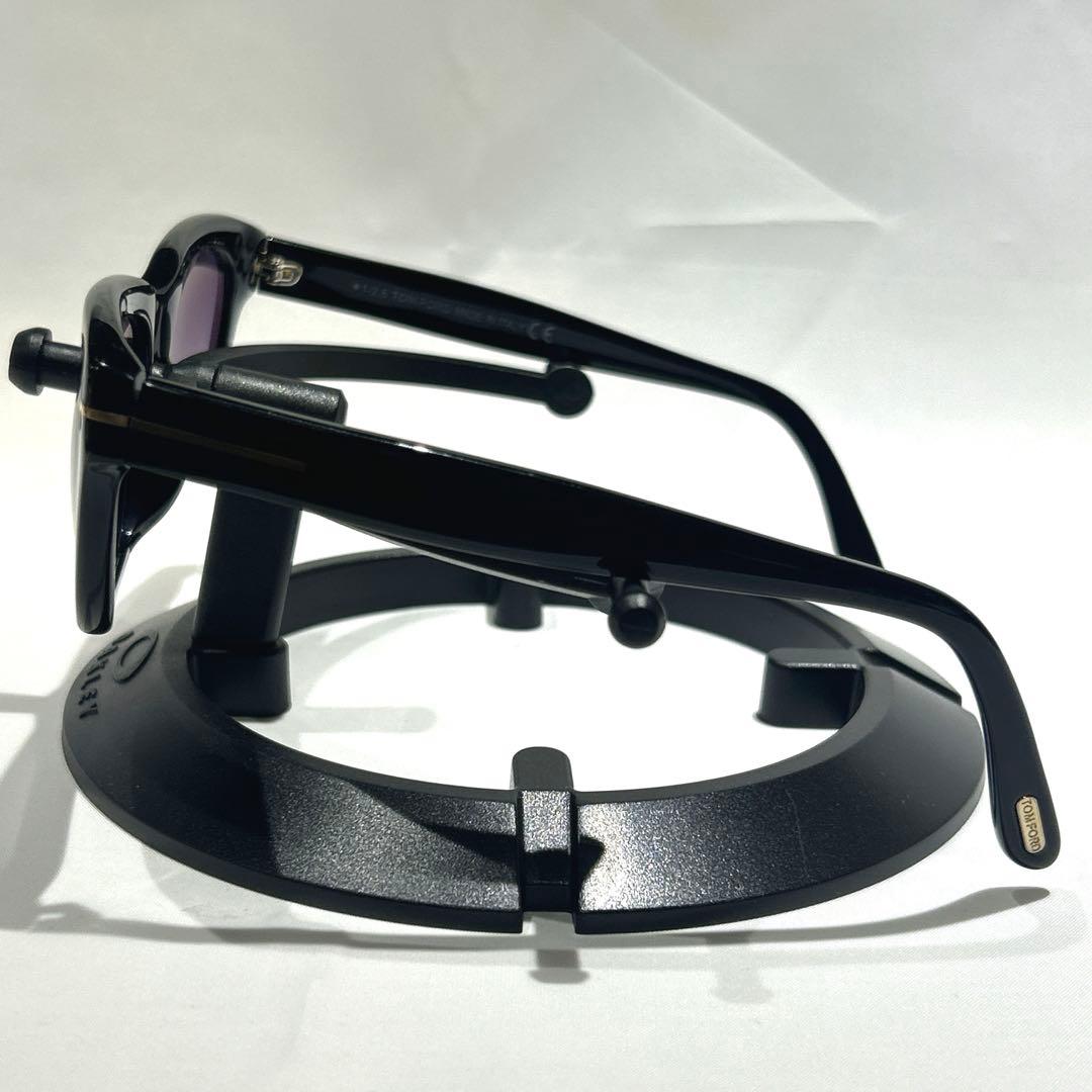 美品　TOM FORD ウェリントン型　don TF237-F 01B