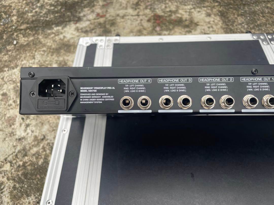 BEHRINGER ベリンガー POWERPLAY PRO-XL HA4700
