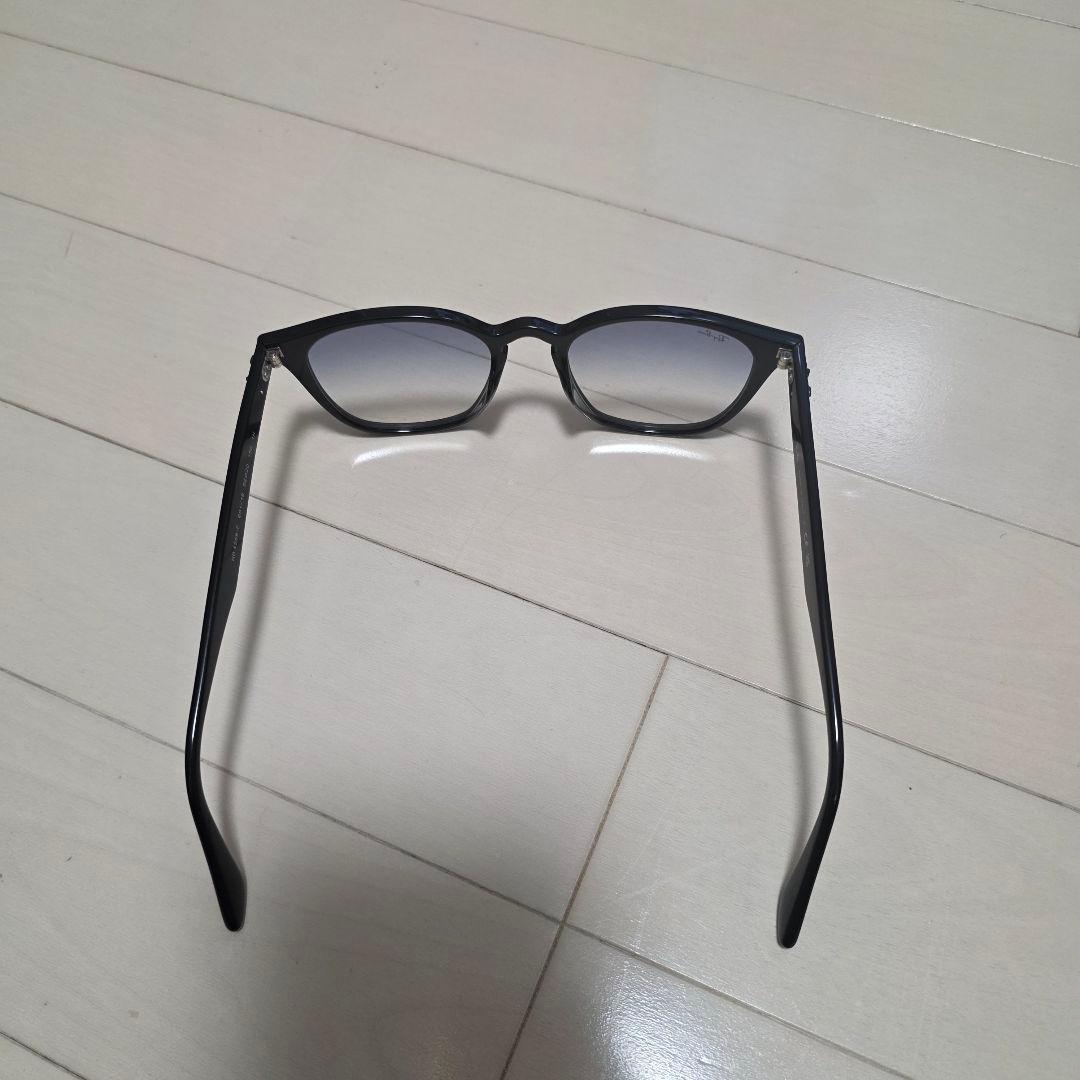 Ray-Ban ブラック サングラス RB4258F