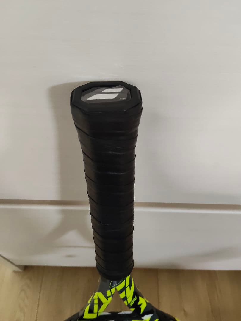 【美品】バボラ Babolat ピュアアエロ Pure aero G2