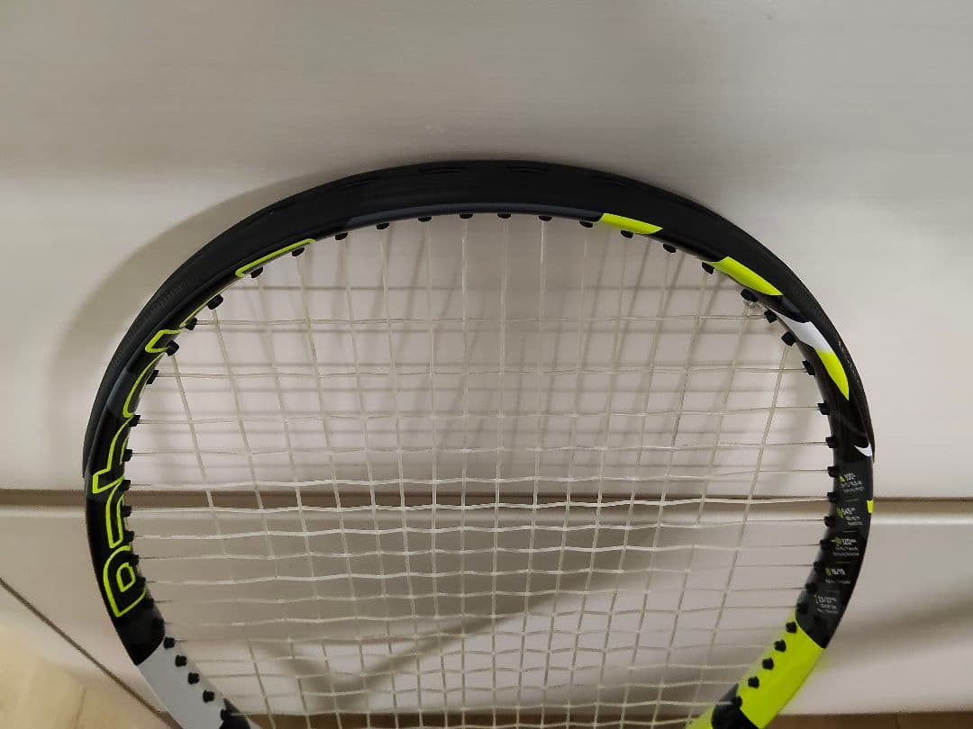 【美品】バボラ Babolat ピュアアエロ Pure aero G2