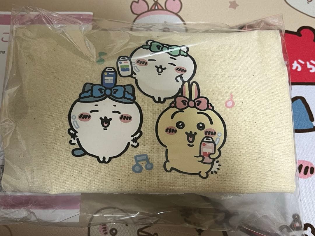 ピュアナチュラル　ちいかわ　懸賞品