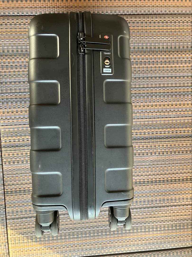 無印良品 バーを自由に調節できる キャリーケース 20L 黒　MAYA MAXX