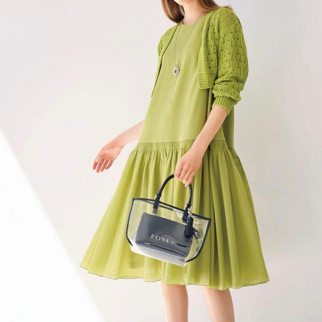 極美品✨’24年 フォクシー 定価13万 サマータイムドレス ライムグリーン