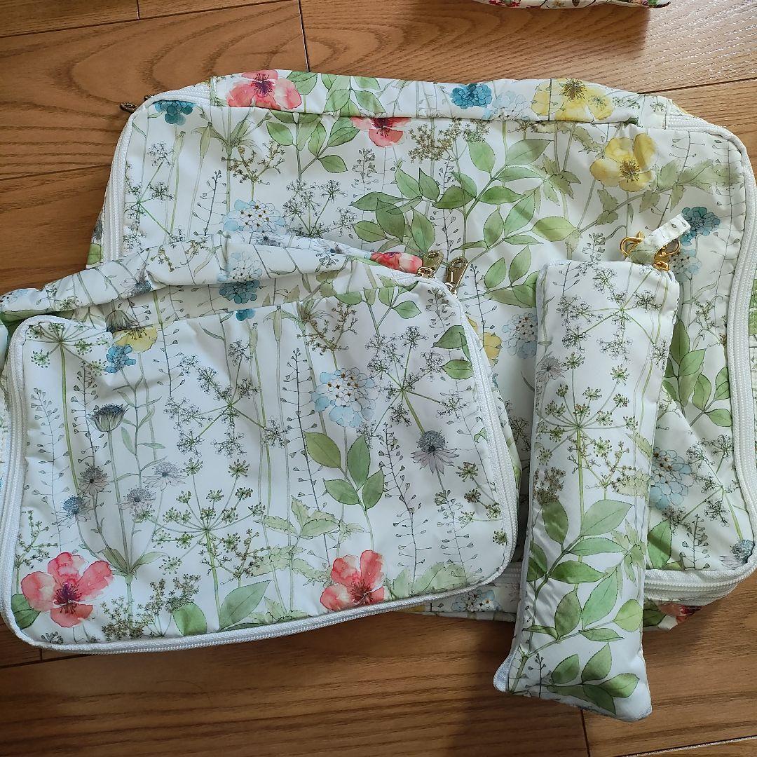 専用【中古】旅行用小分け袋　オーガナイザー大小2セット　折りたたみ傘　花柄