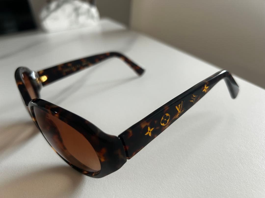 姫ステラ❤︎'' 美品LOUIS VUITTON サングラスモノグラム