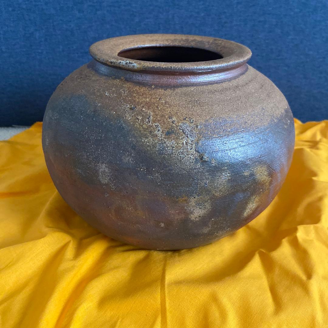 【桐箱入り】備前焼　壺　堀川南山作　後楽窯