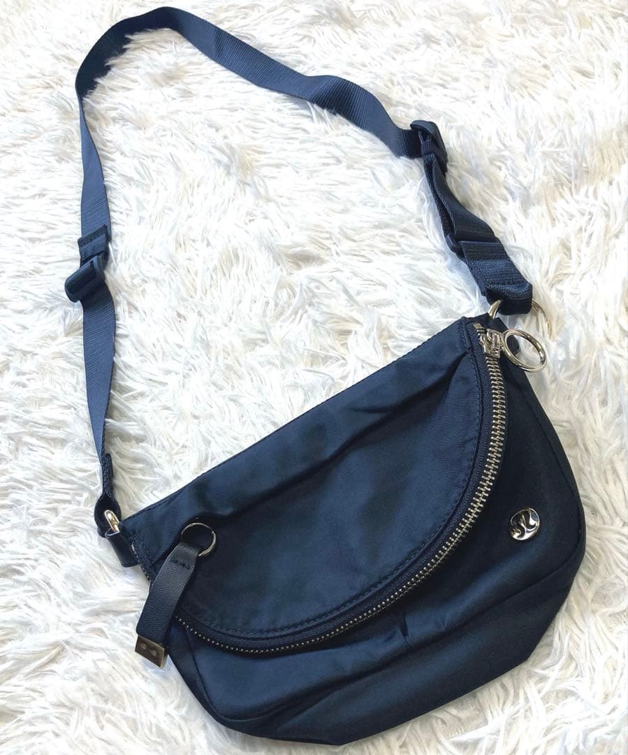 ルルレモン ショルダーバッグ All Night Festival Bag