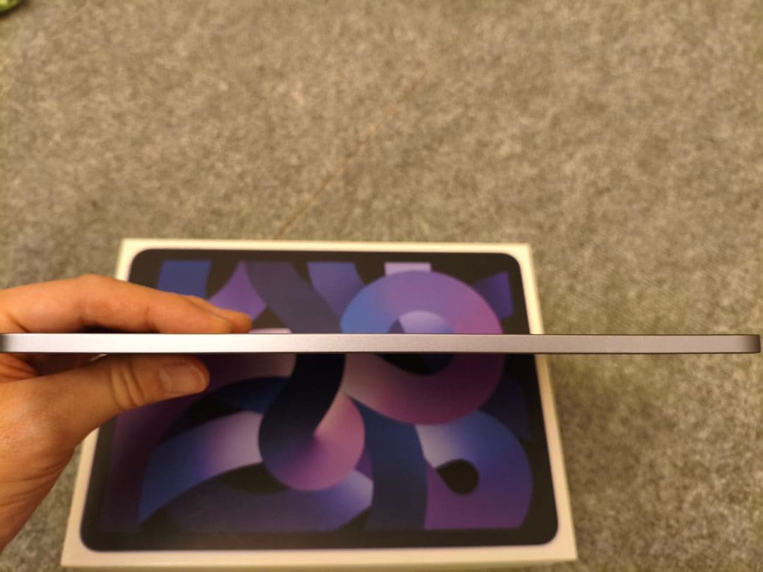 iPad Air 第5世代 M1 64GB