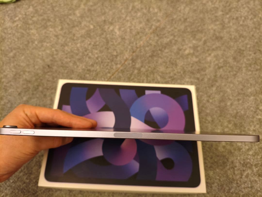 iPad Air 第5世代 M1 64GB
