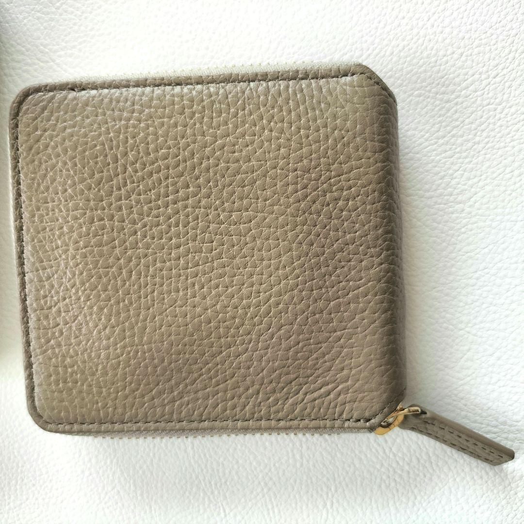 新品　本革　ラウンドファスナー二つ折り財布　牛革　グレージュ　楽天で8980円