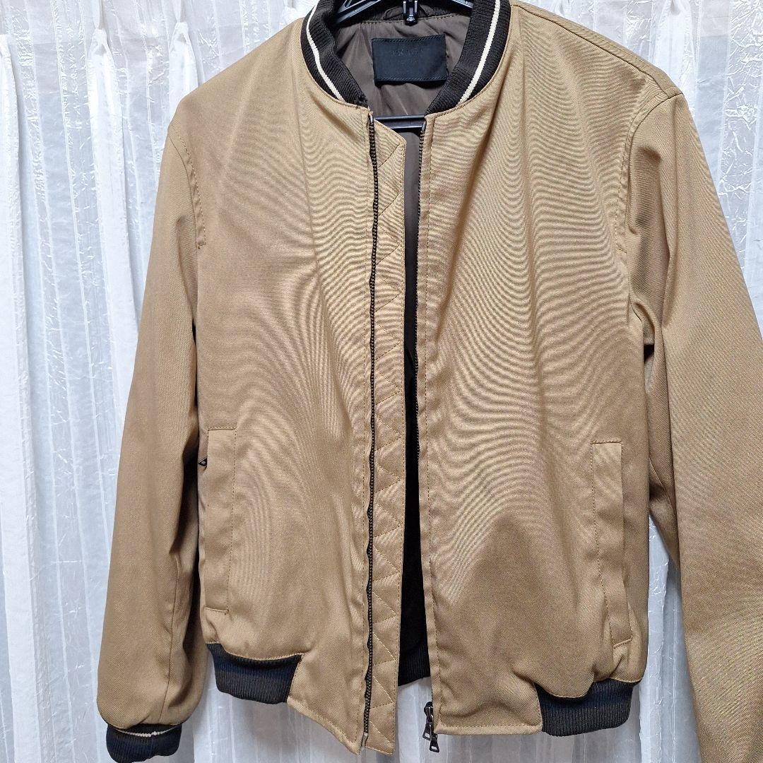 PRADA ベージュ ジャンパー(美品)　メンズ